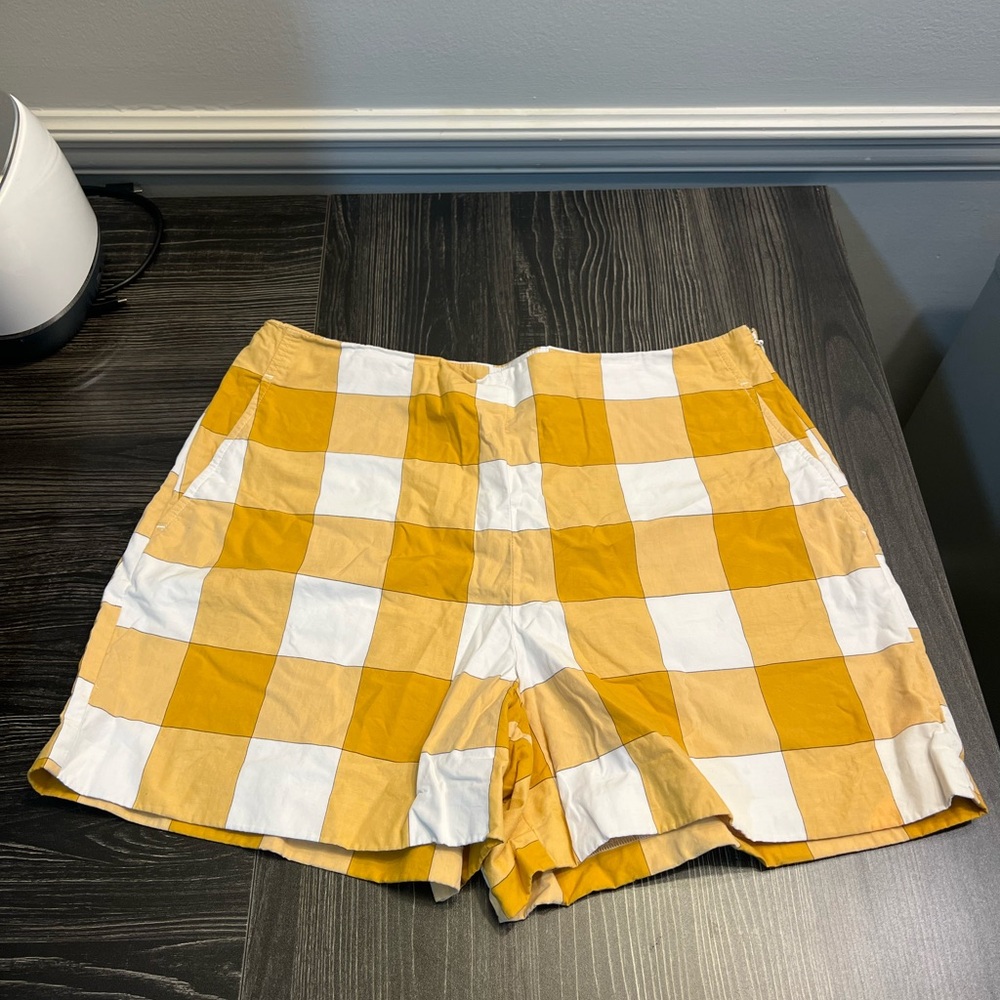 Ann Taylor Yellow and White Checkered Women Shorts size 10